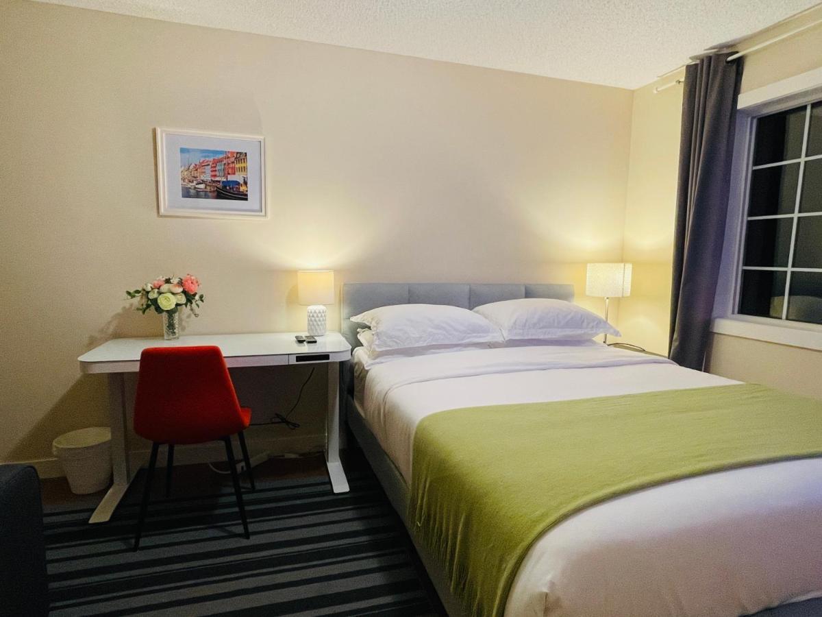 Joe'S Cozy And Quality Place In YYC Екстериор снимка